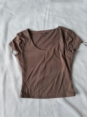 Pink Rose Women's Scoop Neck Brown Tee
